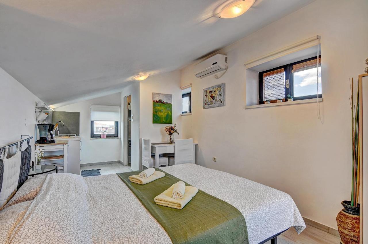 Apartments Babic ฟาชานา ภายนอก รูปภาพ